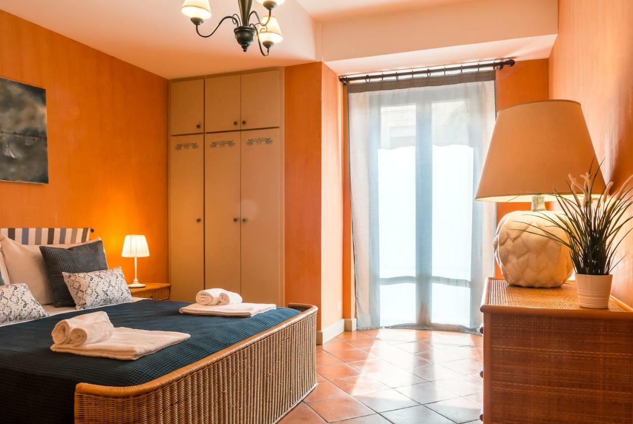 Les Suites - Apartments Riposto Eksteriør billede